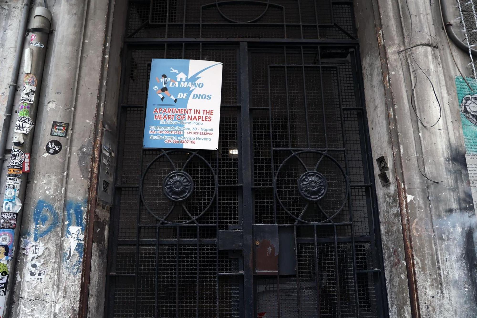 Appartamento La Mano De Dios Napoli Esterno foto